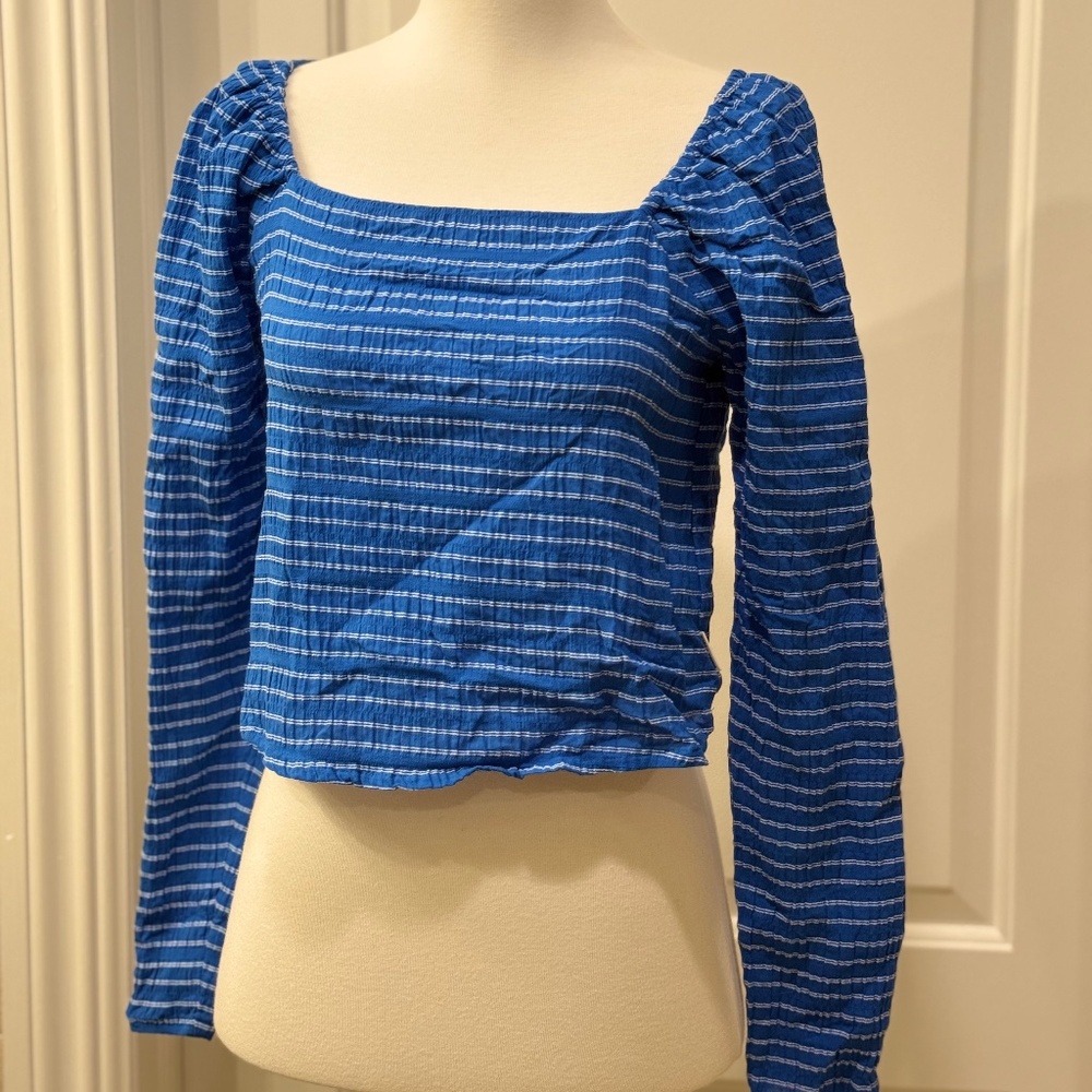 Bimba y Lola blue and white striped cropped long sleeve top #croppedtop